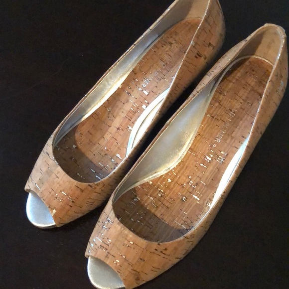Donald Pliner Metallic Cork Wedges - Picture 4 of 6
